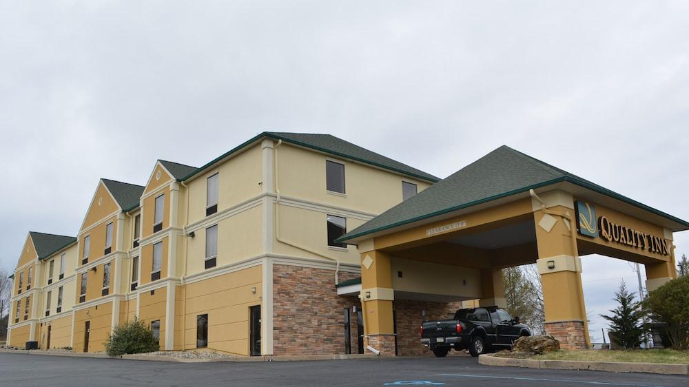 Quality Inn Hackettstown - Long Valley Екстер'єр фото